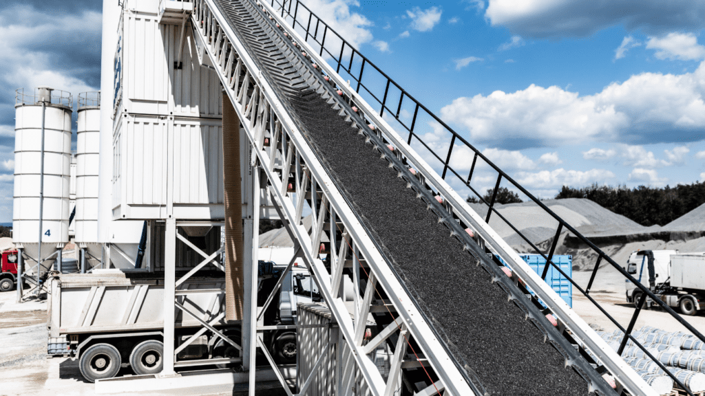 what is aggregate equipment